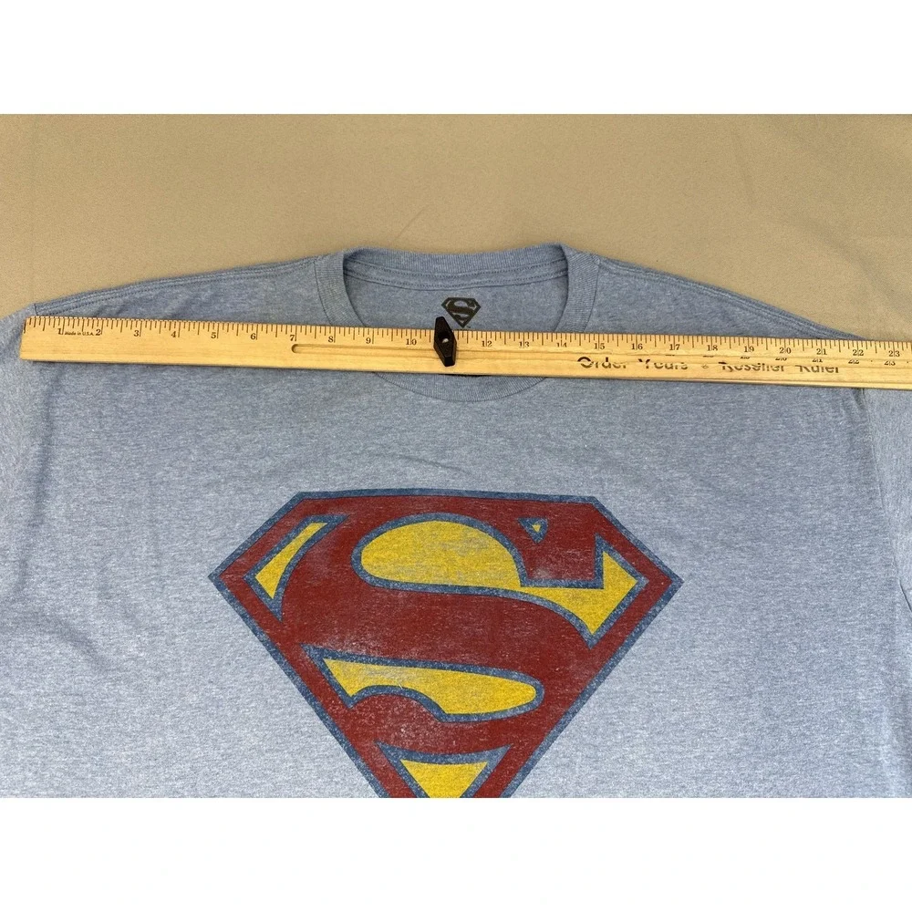 DC Comics Superman Shield Logo Graphic Tee XXL Heather Blue Cotton Short